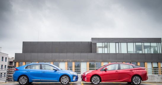 Hyundai Ioniq vs Toyota Prius -  porównanie