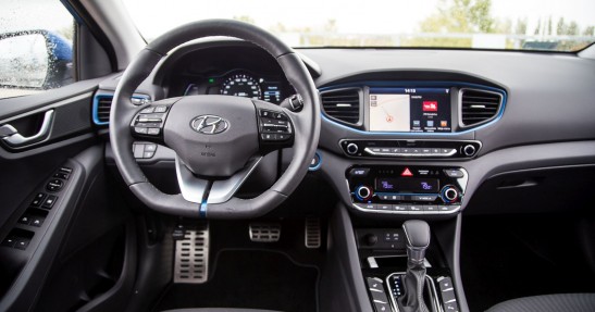 Hyundai Ioniq vs Toyota Prius -  porównanie