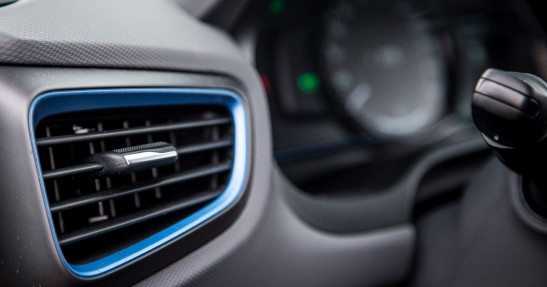 Hyundai Ioniq vs Toyota Prius -  porównanie