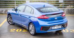 Hyundai Ioniq vs Toyota Prius -  porwnanie