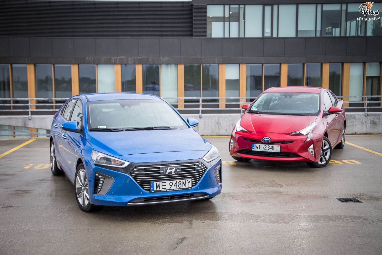 Hyundai Ioniq vs Toyota Prius -  porwnanie