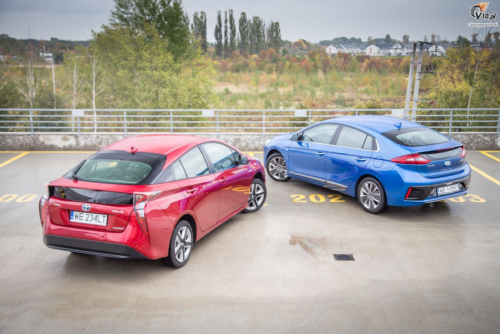 Hyundai Ioniq vs Toyota Prius -  porwnanie