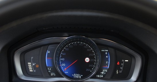 Volvo S60 T6 FWD - test