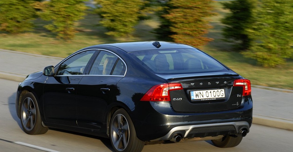 Volvo S60 T6 FWD - test