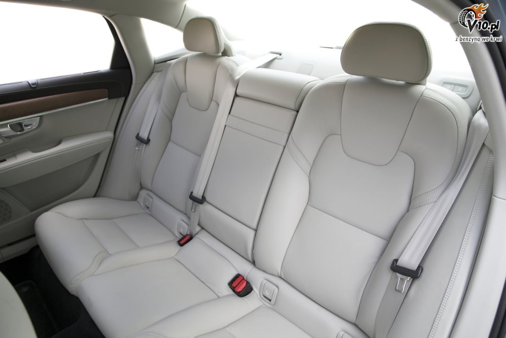 Volvo S90 D4 - Wicej za mniej - nasz test