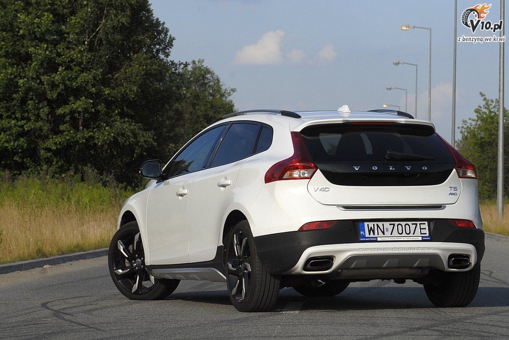 Volvo V40 Cross Country - test