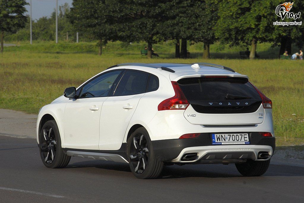 Volvo V40 Cross Country - test