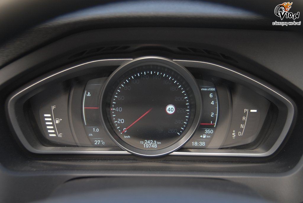 Volvo V40 Cross Country - test