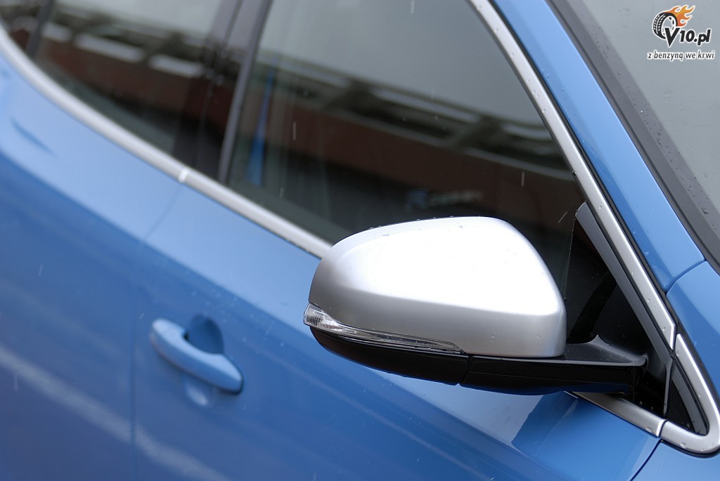 Volvo V40 T5 R-Design - test