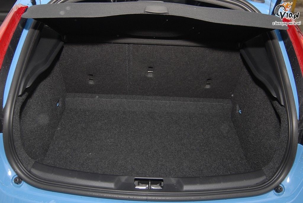 Volvo V40 T5 R-Design - test