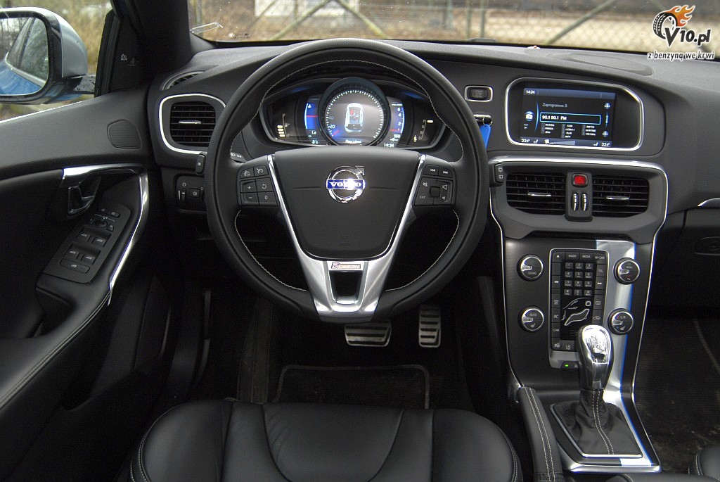 Volvo V40 T5 R-Design - test