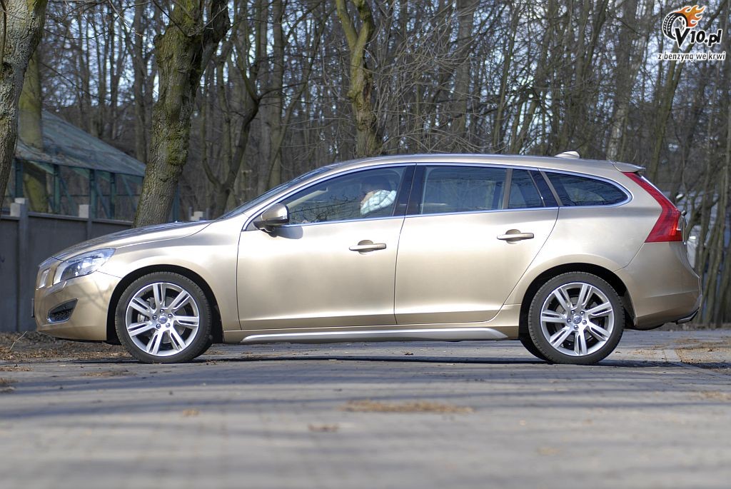 Volvo V60 D5 AWD - test