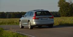 Volvo V90 D5 AWD - test