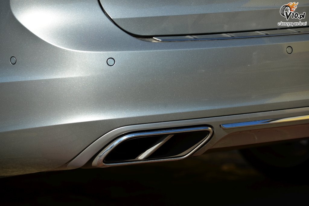 Volvo V90 D5 AWD - test