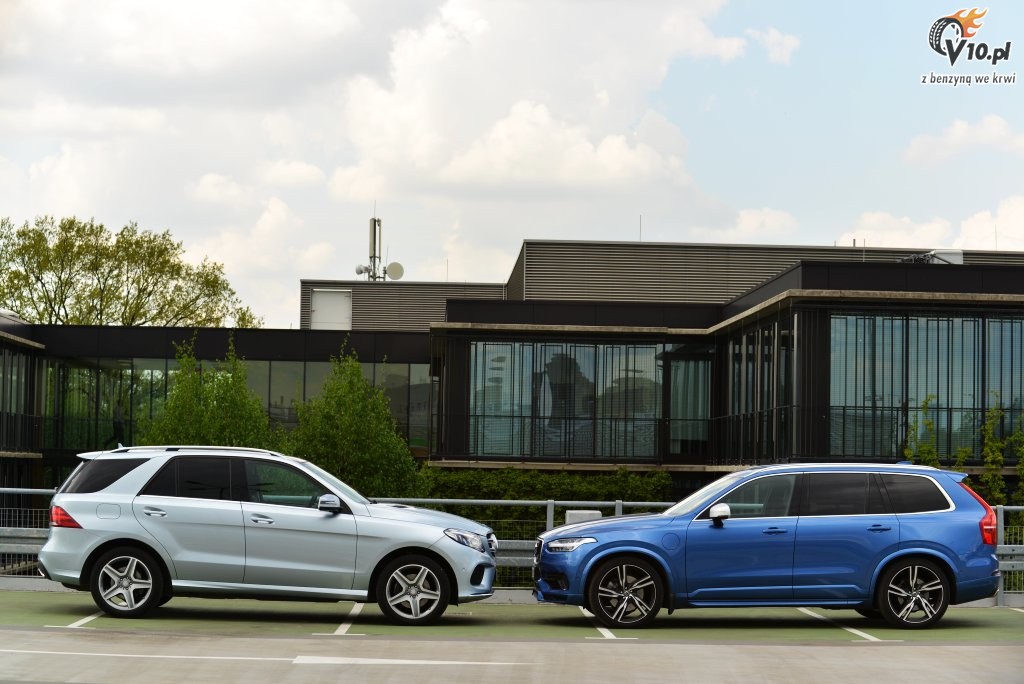 Volvo XC90 D5 vs. Mercedes GLE 350d - test