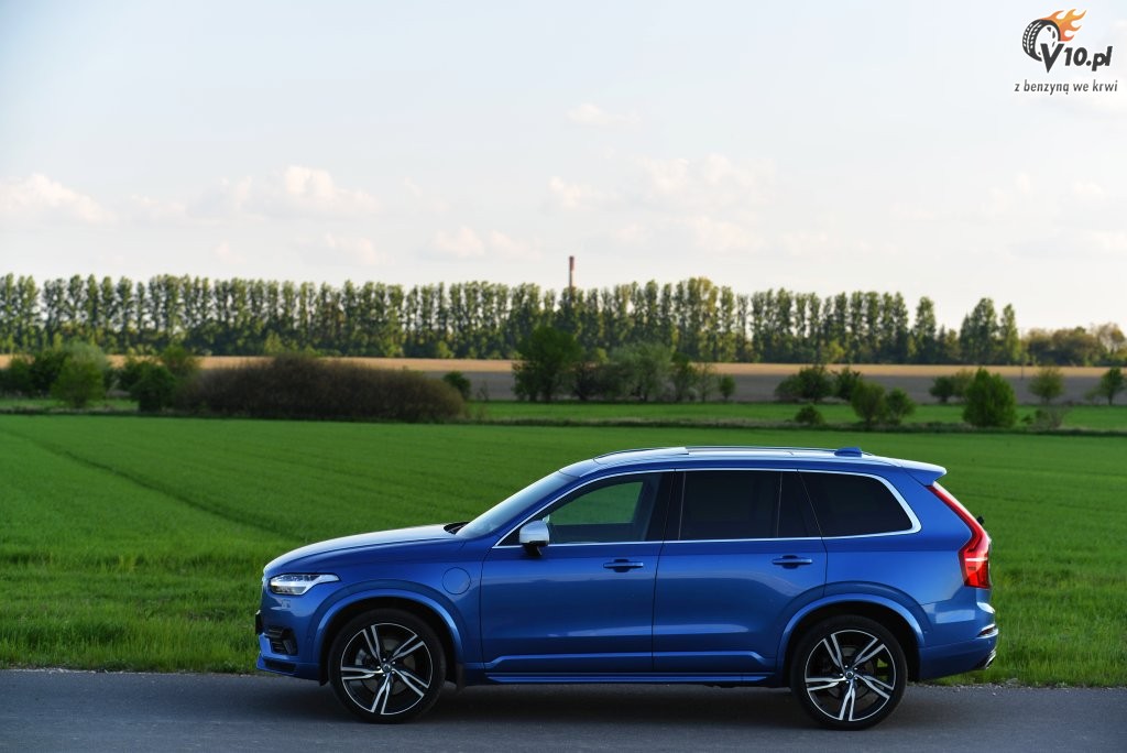 Volvo XC90 D5 vs. Mercedes GLE 350d - test