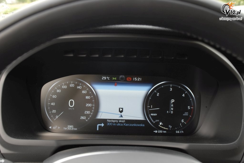 Volvo XC90 D5 vs. Mercedes GLE 350d - test