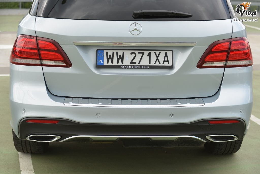 Volvo XC90 D5 vs. Mercedes GLE 350d - test