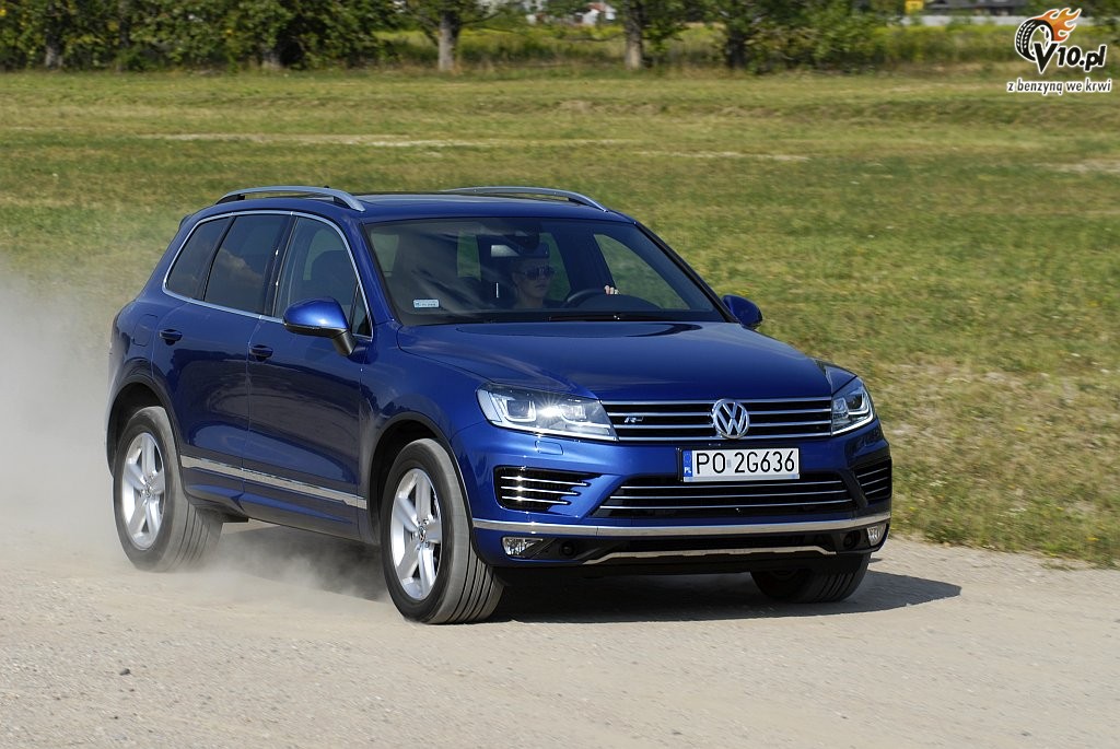 Volvo XC90 D5 AWD vs. VW Touareg 3,0 TDI 4Motion
