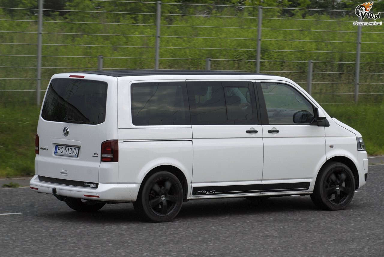 VW Multivan 2.0 BiTDI Edition 25
