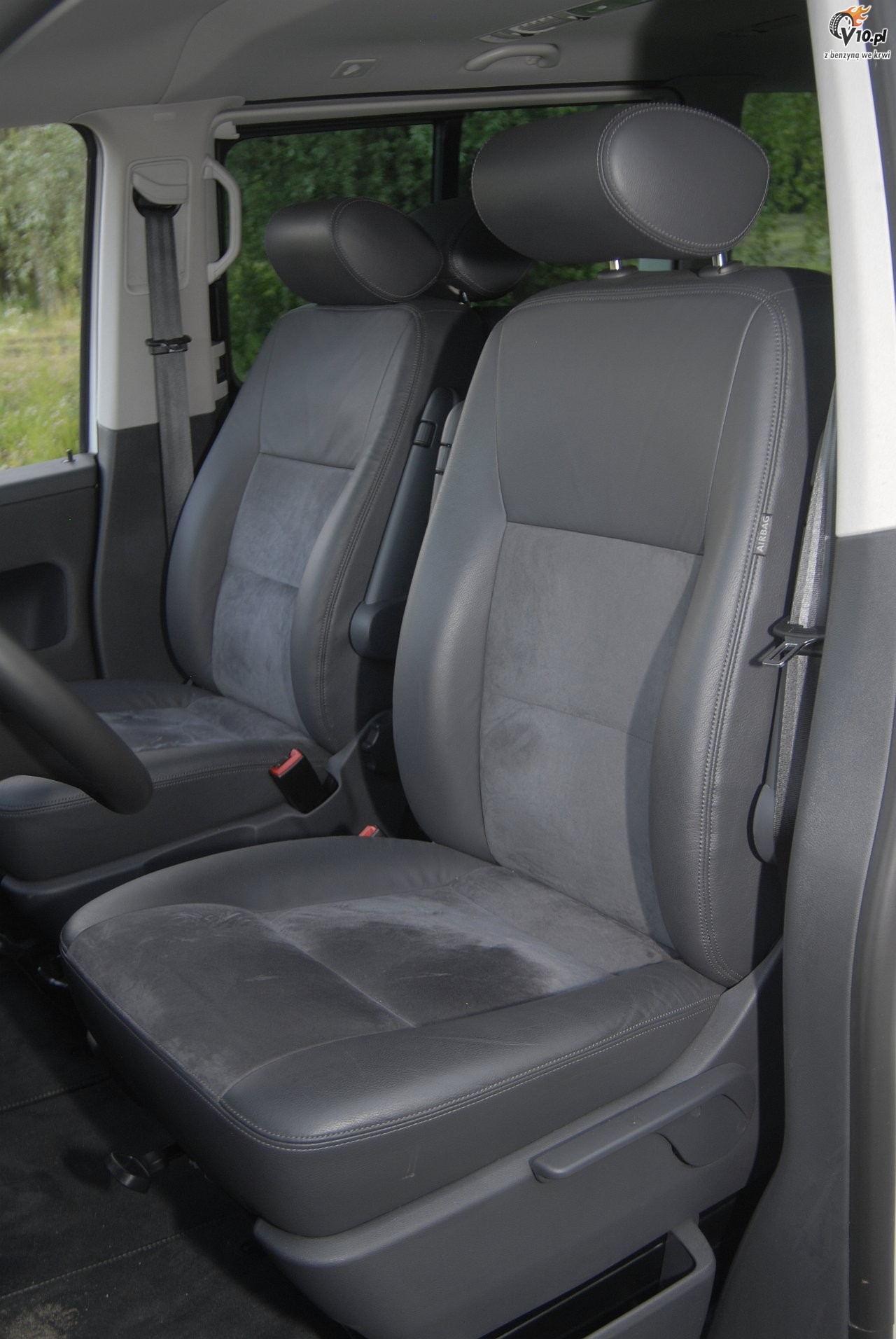 VW Multivan 2.0 BiTDI Edition 25