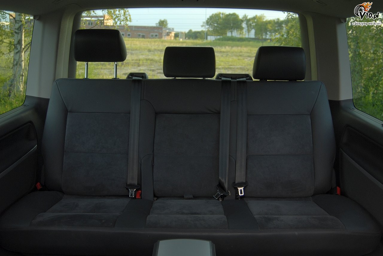 VW Multivan 2.0 BiTDI Edition 25
