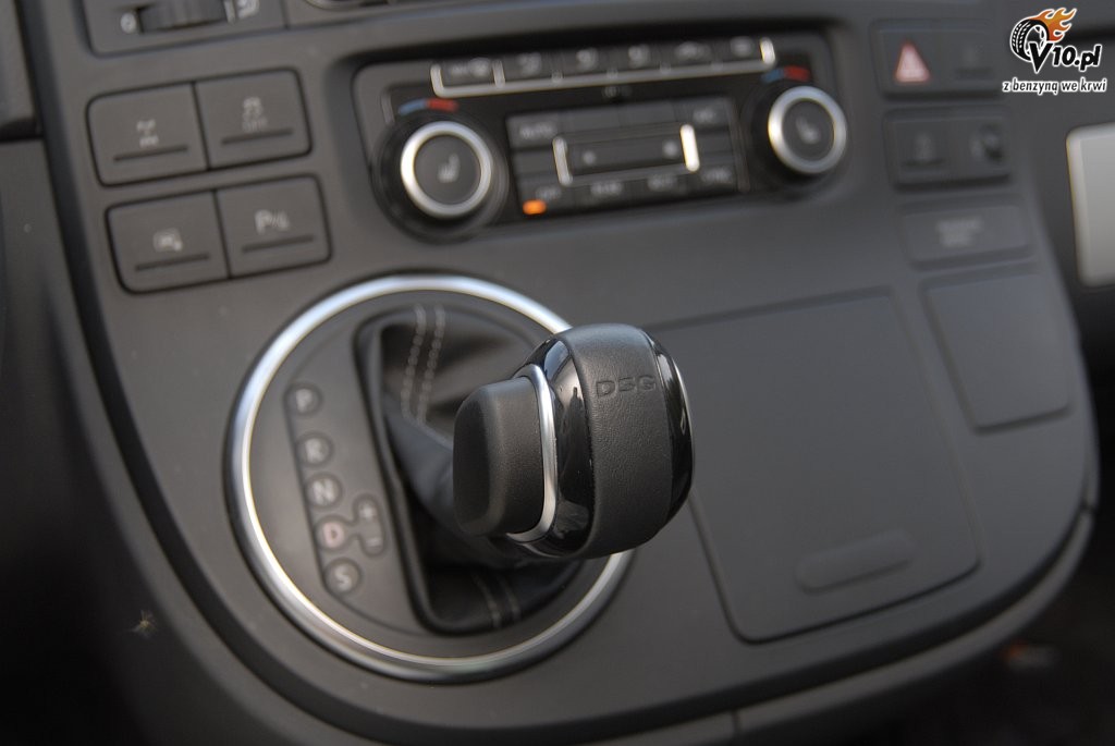 VW Multivan 2.0 BiTDI Edition 25
