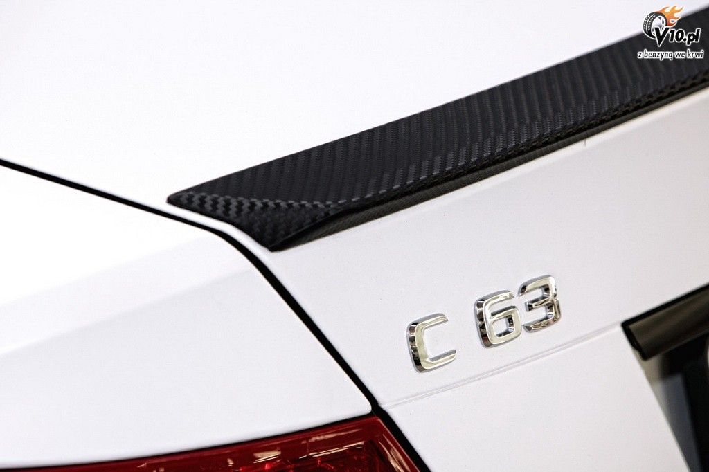 Mercedes C63 AMG Romeo Ferraris