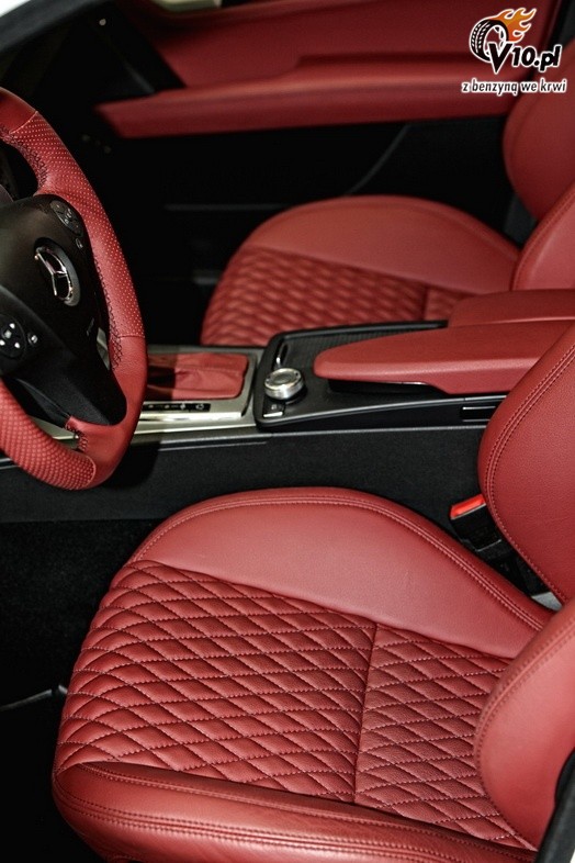 Mercedes C63 AMG Romeo Ferraris