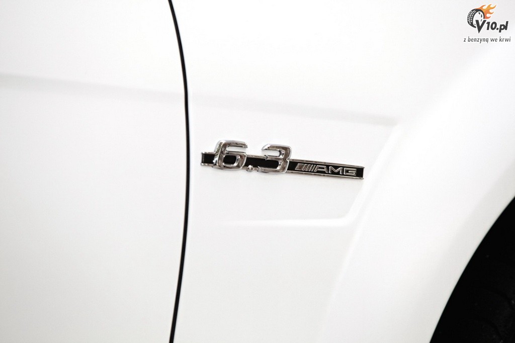 Mercedes C63 AMG Romeo Ferraris