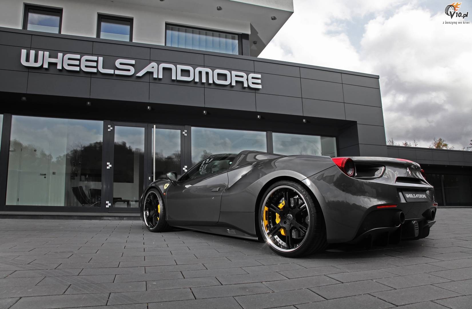 Ferrari 488 Spider od Wheelsandmore