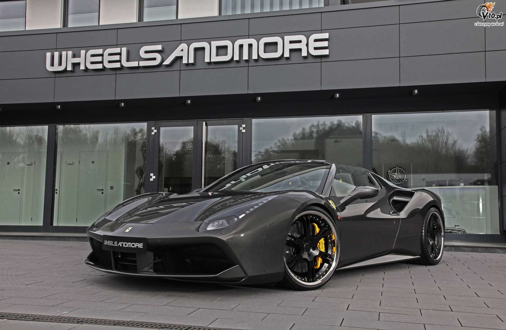 Ferrari 488 Spider od Wheelsandmore
