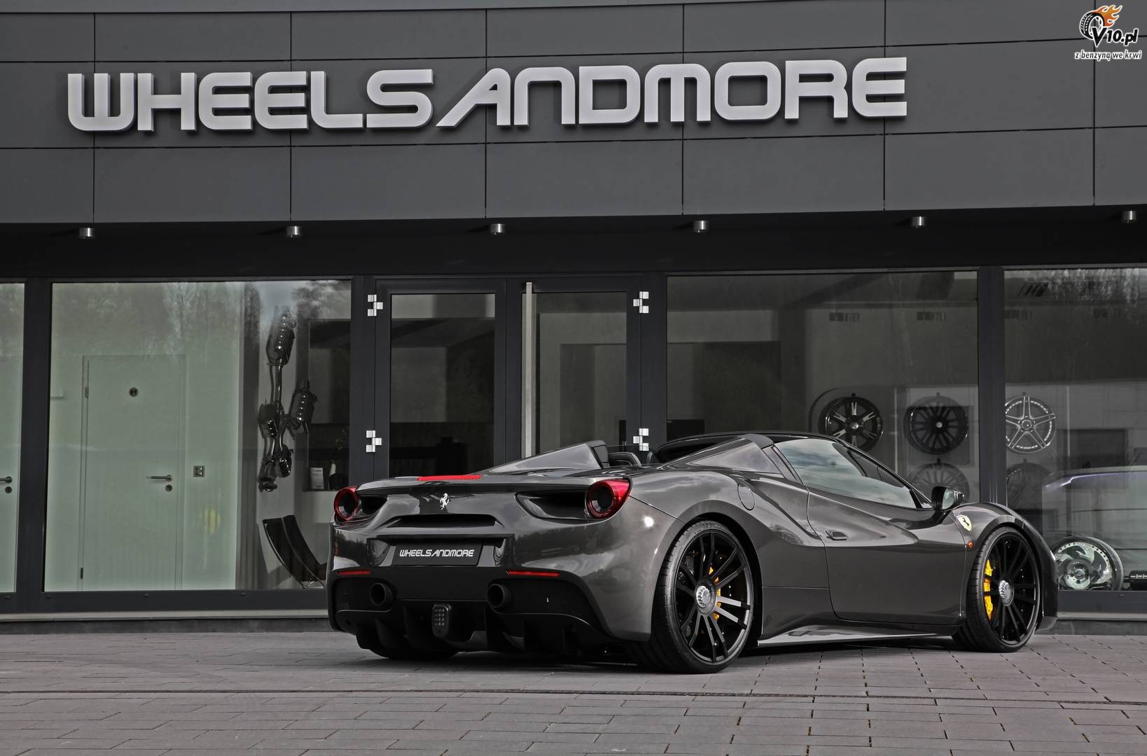 Ferrari 488 Spider od Wheelsandmore
