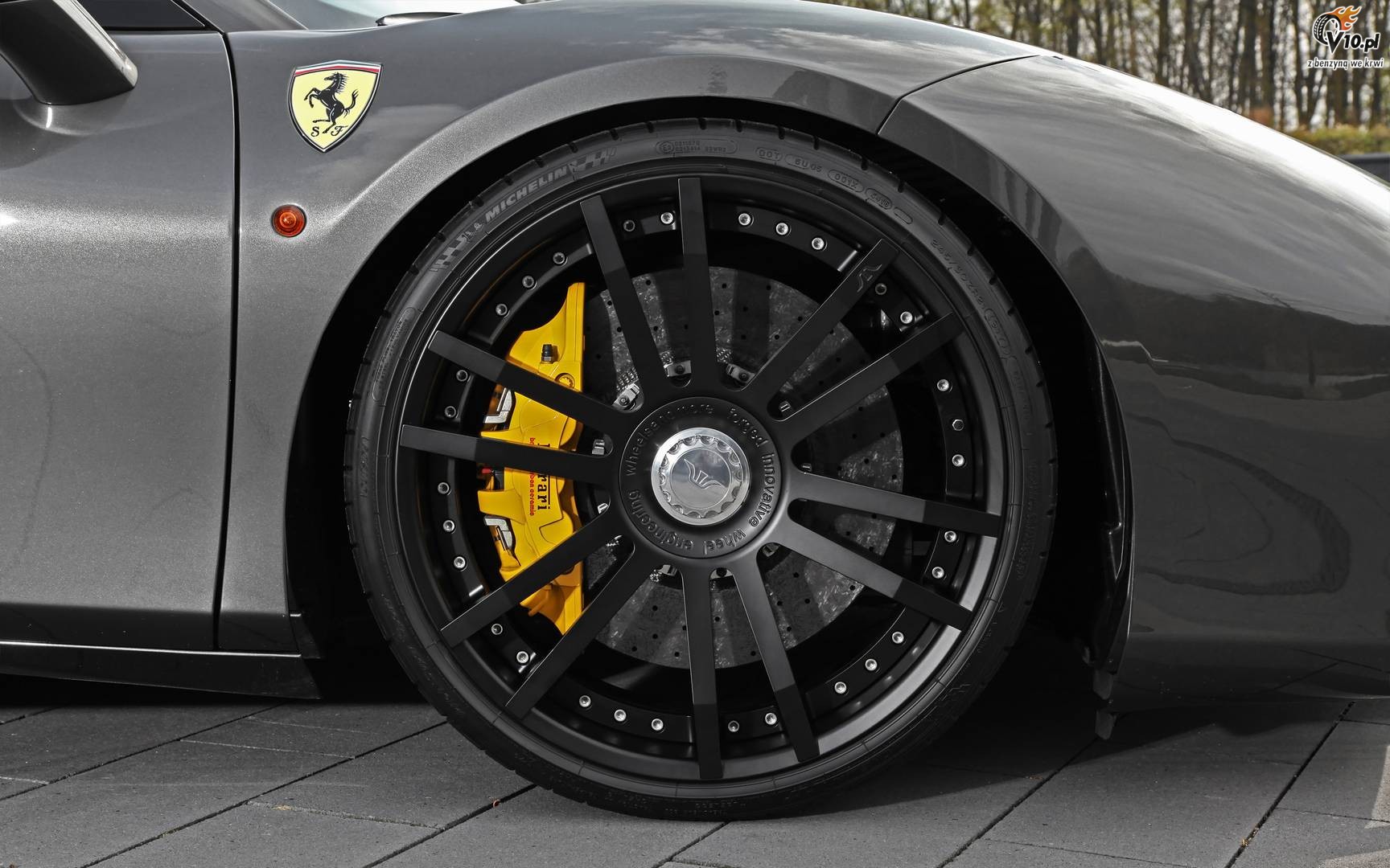 Ferrari 488 Spider od Wheelsandmore