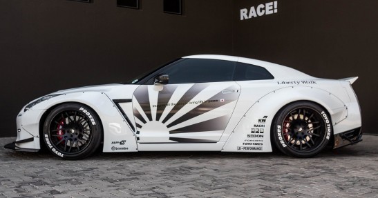 Nissan GT-R