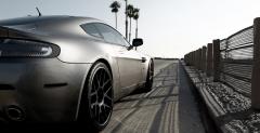 Aston Martin Vantage Vorsteiner