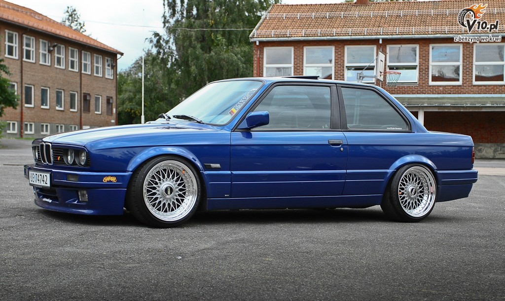 Audio w bmw e30 #1