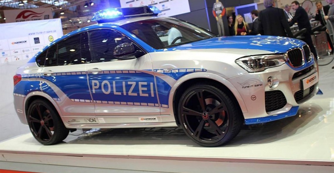 BMW X4 AC Schnitzer Polizei