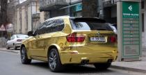 BMW X5 M cae w zocie