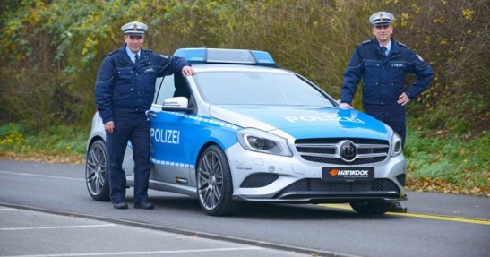 Niemiecki radiowóz przygotowany przez firmę Brabus