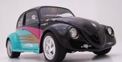 VW Beetle (1965) wypeniony po brzegi sprztem audio