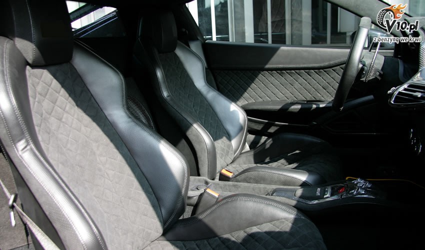 Ferrari 458 Italia Black Carbon