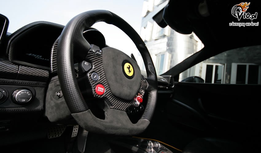 Ferrari 458 Italia Black Carbon