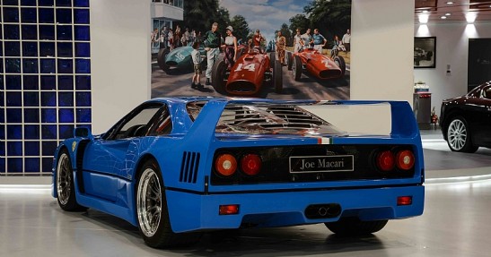 Ferrari F40 Tricolore