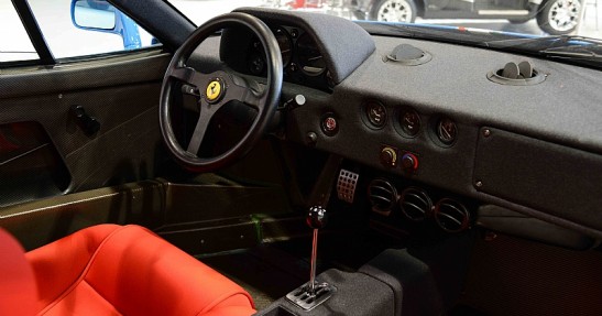 Ferrari F40 Tricolore