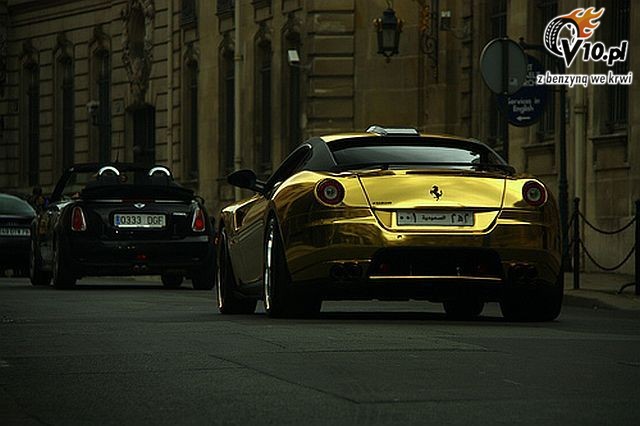 Ferrari 599 GTB tuning Hamann pokryte zotem
