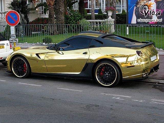 Ferrari 599 GTB tuning Hamann pokryte zotem