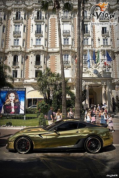 Ferrari 599 GTB tuning Hamann pokryte zotem