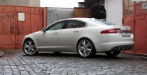 Jaguar XF Loder 1899