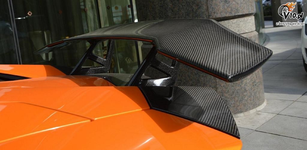 Lamborghini Aventador Roadster SV